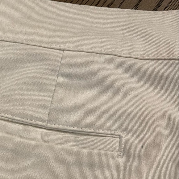 Lee Riders Easy Care white Capri pants, size 14 - Picture 6 of 10